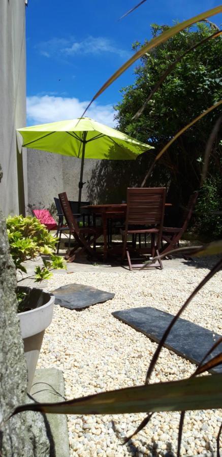 Gîte de la Roche - Grande maison bretonne Lannilis Extérieur photo